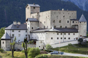 Ferienwohnung Schloss Naudersberg 1 in Nauders